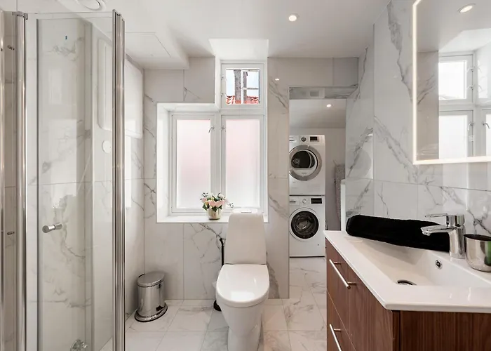 Newly Renovated 1 Bedroom In Heart Of Leilighet Bergen